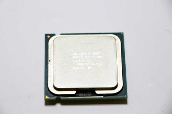 Процессор Intel® Core™2 Duo E8400 3,00 ГГц